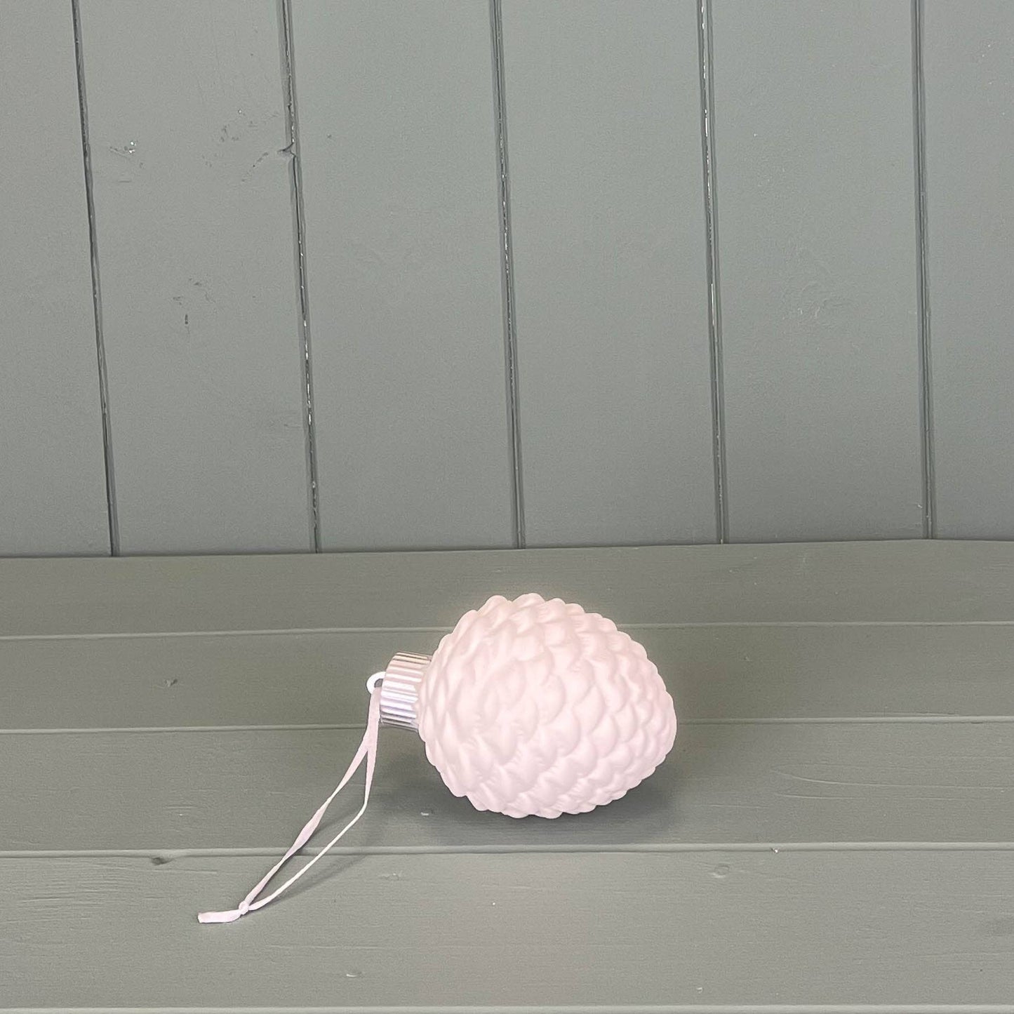 Hanging Ceramic Led Pinecone