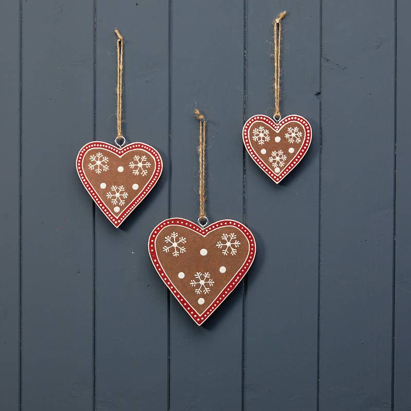 Hanging Natural Heart With Red/White Kerry Work