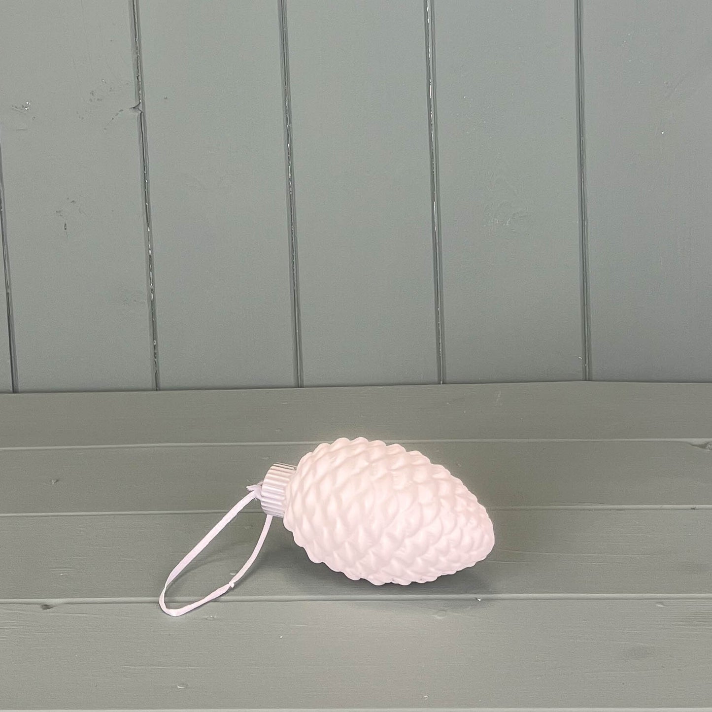 Hanging Ceramic Led Pinecone
