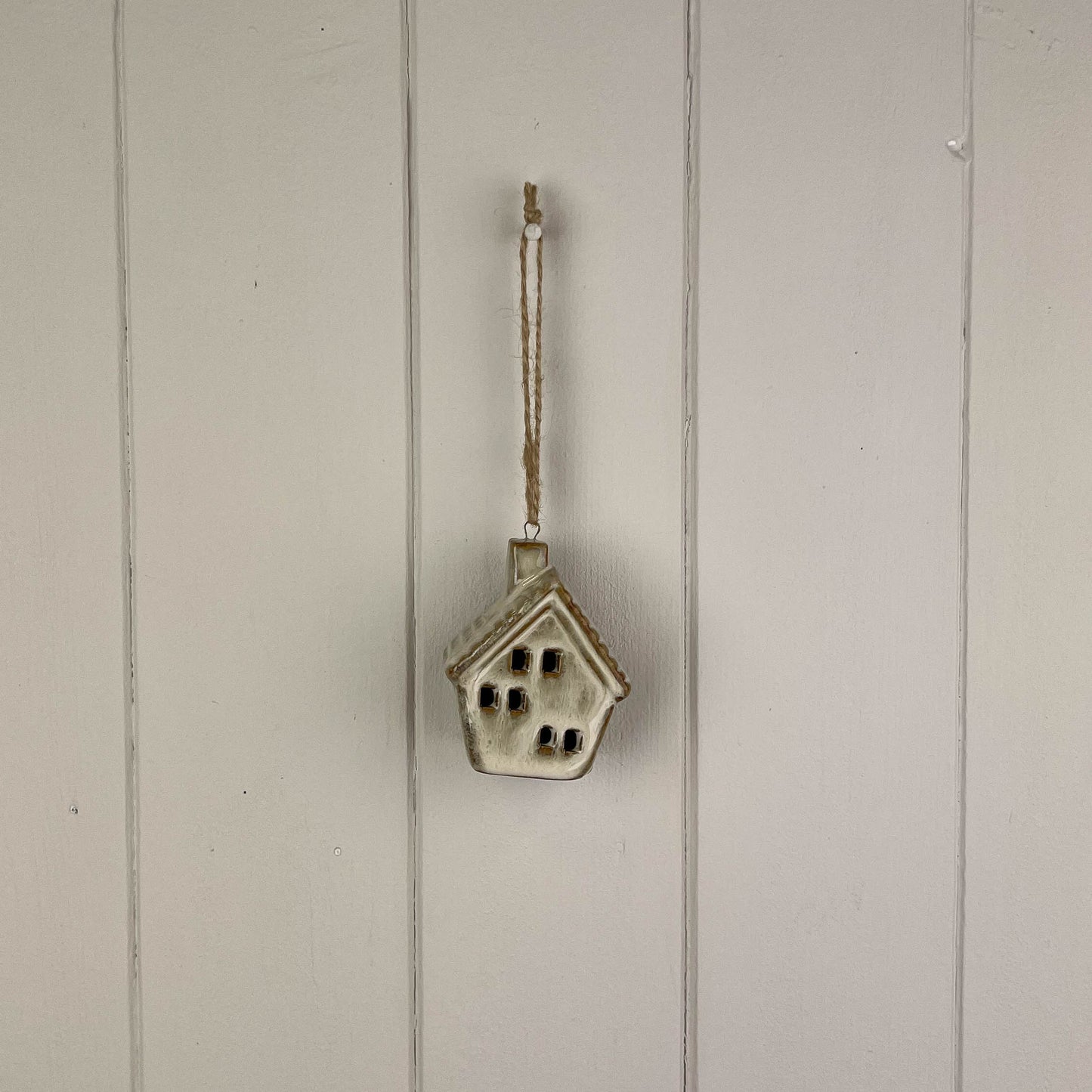 Beige Mottle Ceramic Hanging House