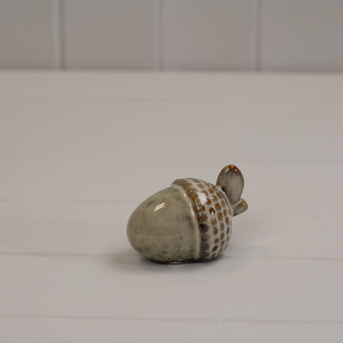 Beige Mottle Ceramic Acorn