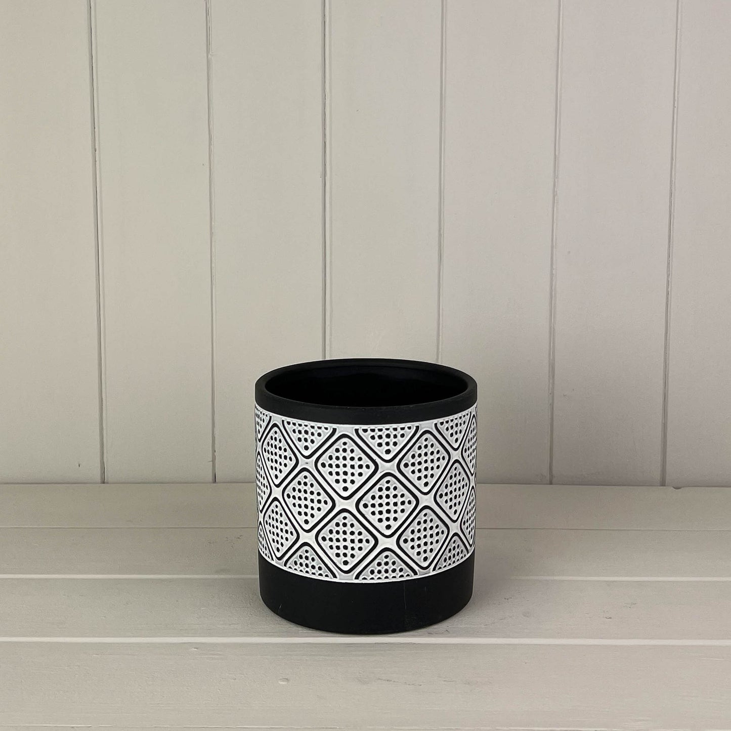 Round Patterned Cement Pot - Black & Beige