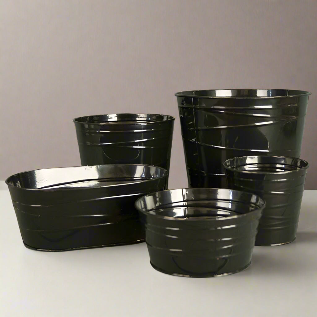 Black Zinc Pot