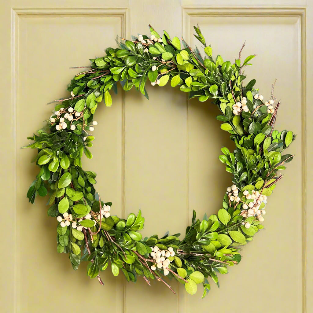 Natural Green Boxwood Leaf Wreath