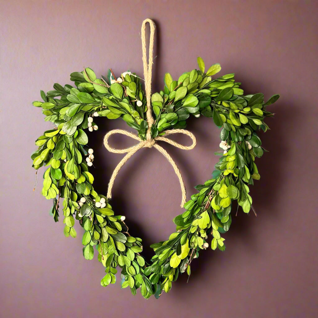 Natural Green Boxwood Wreaths