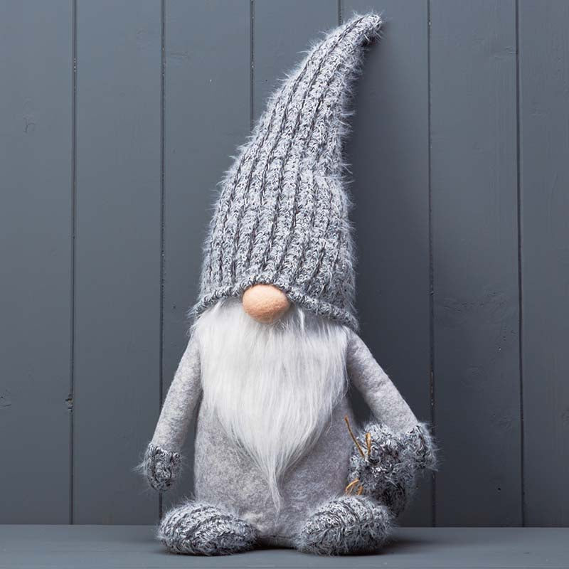 Grey Gonk (Holding Gift)