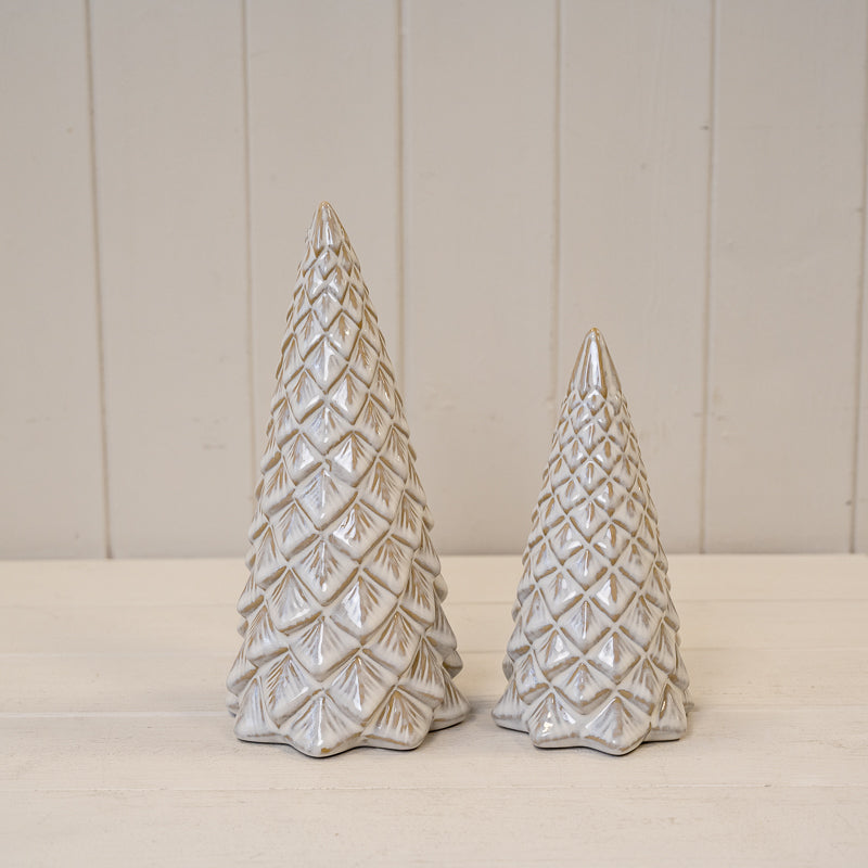Pinecone Style Christmas Tree