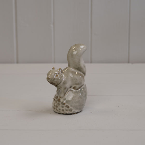 Beige Mottle Ceramic Squirrel Sitting on Acorn Decoration