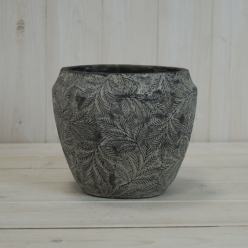 Black Leaf Pot