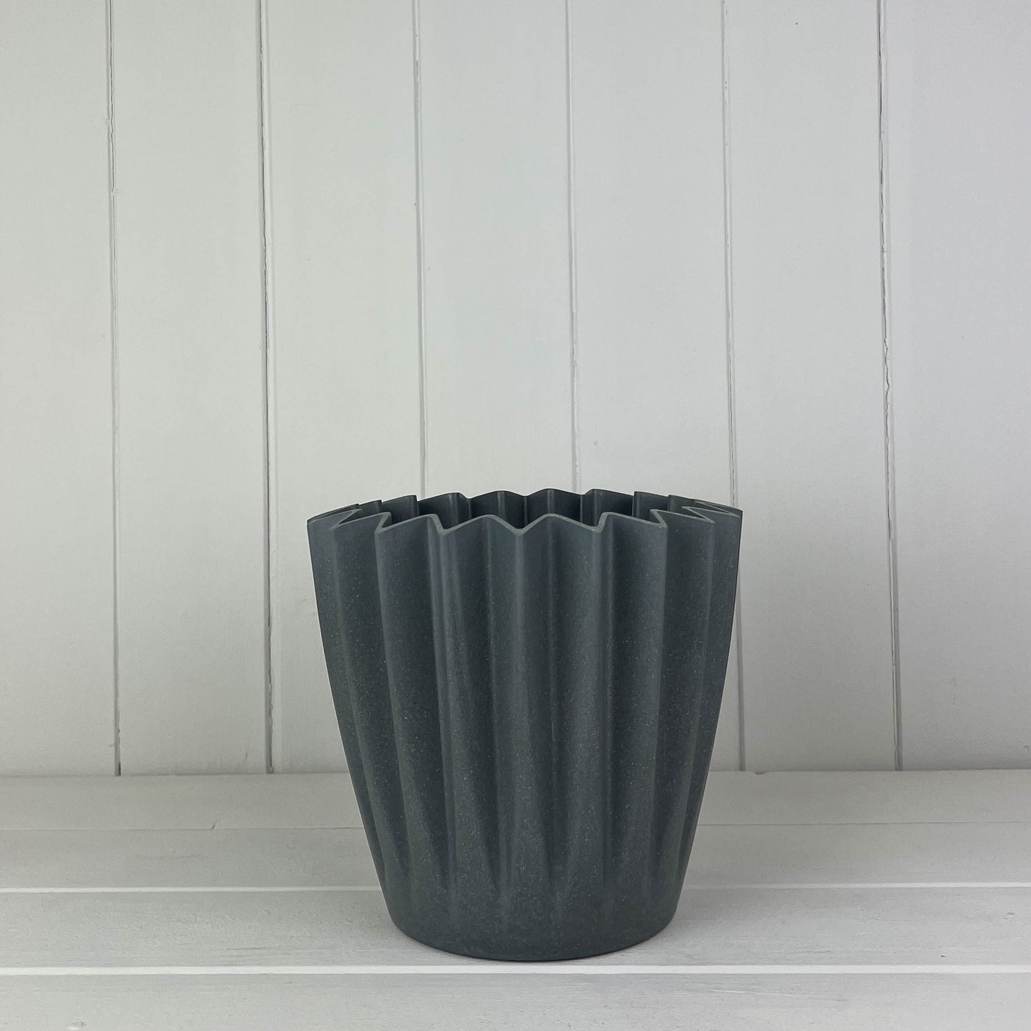 Anthracite Grey Bamboo Planter Corrugated Pot