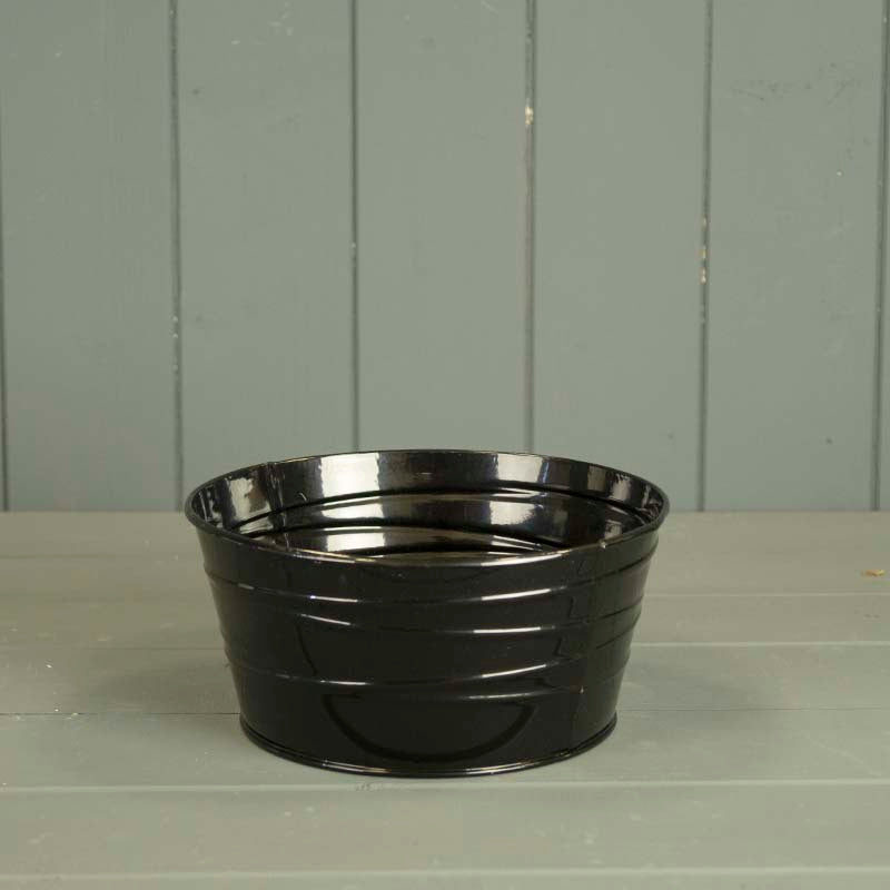 Black Zinc Pot