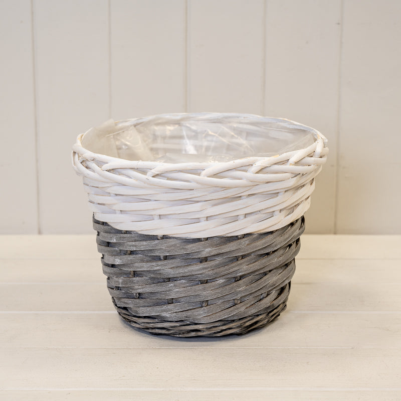 Two Tone White/Grey Willow Planter