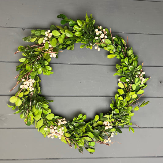 Natural Green Boxwood Leaf Wreath