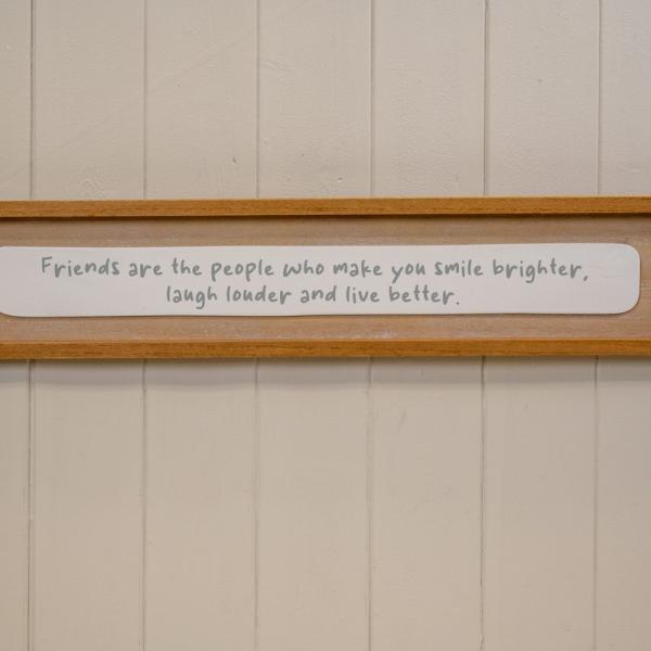 Rectangle Wooden Sign 'Friends Are The People Who Make You Smile'