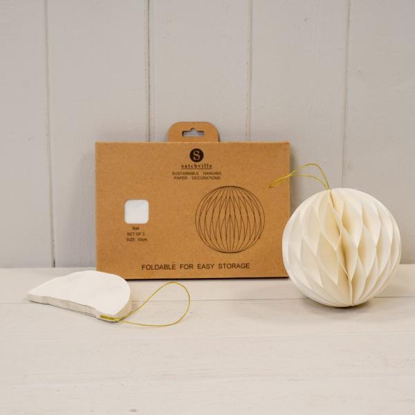 Set of 3 Off White Round Baubles