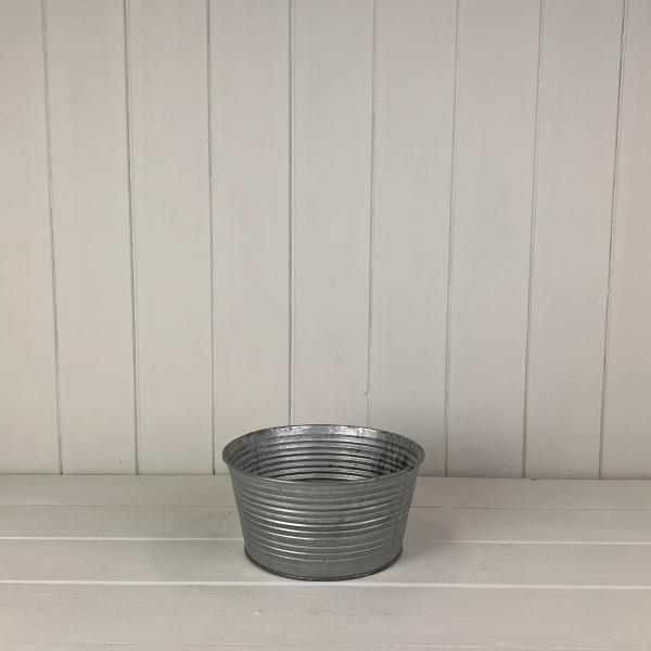 Ribbed Zinc Round Tapered Bowl