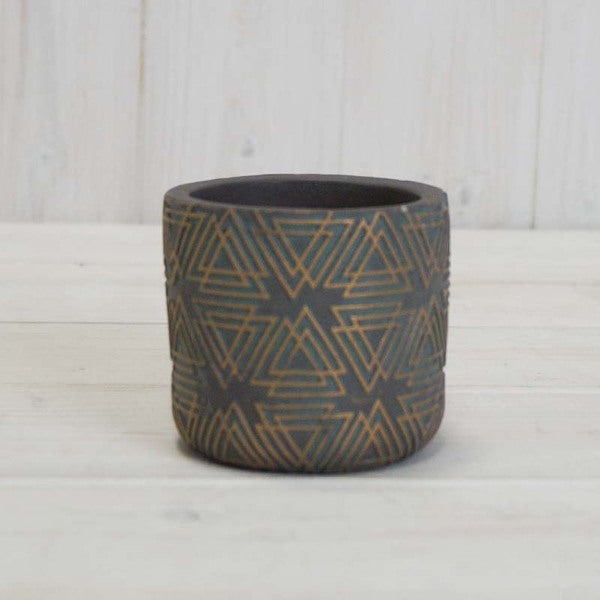Grey/Gold Cement Triangle Grid Pot