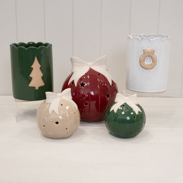 Forest Green Bauble with Cream Bow