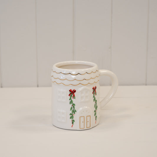 Cosy Christmas House with Garland Mug
