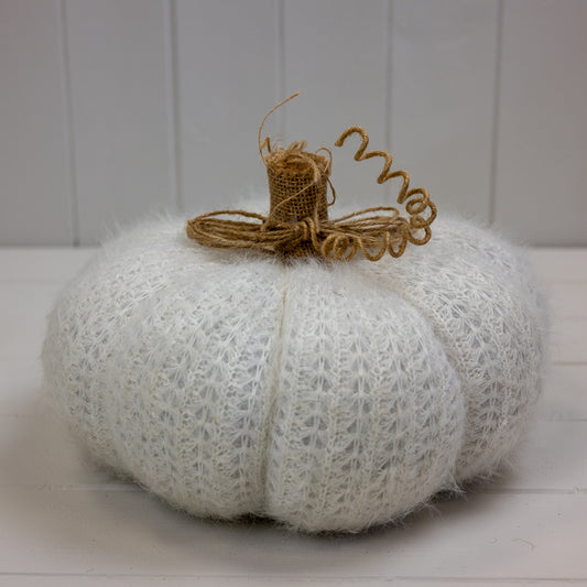 Pumpkin Knitted White